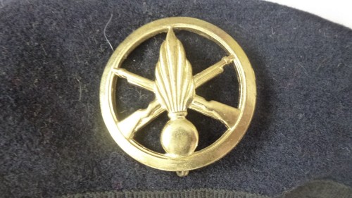 1980 beret bleu sombre - -, +
