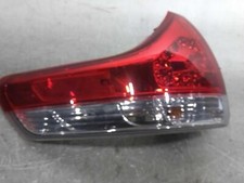 Used Left Tail Light Assembly fits: 2014 Toyota Sienna quarter panel mounted cle
