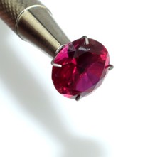 Nouveau porte-outils en pierre