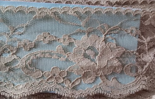 Dentelle ancienne metres - ancienne, 5