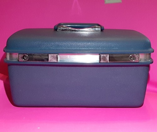 Vintage samsonite saturn - vintage, ii