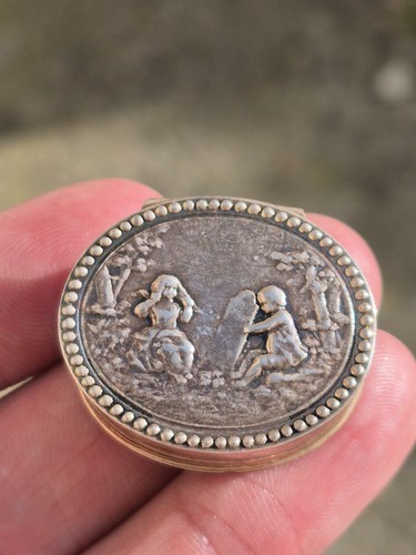 Petite boîte priser argent - boîte, a