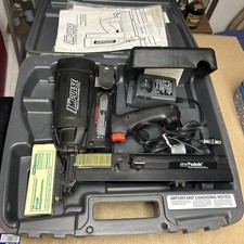 Paslode IM200-S16 Cordless Utility Stapler, 3/4" to 2" Works *No Batteries*