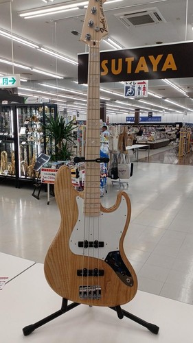 Heritage 70s - (fender, japan)