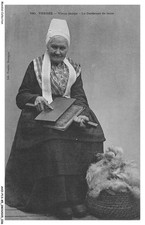 AVOP13-0783-85 - Old Times - The Wool Cardeuse