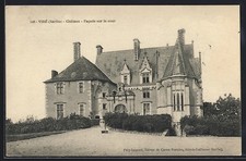 Old postcard Viré / Sarthe, castle, facade on the courtyard 1913 