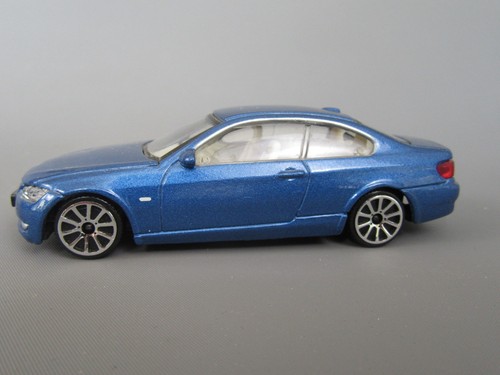 C635 burago chine bmw 335i - burago, e92