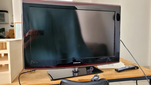 Télévision samsung noir 95cm - samsung,