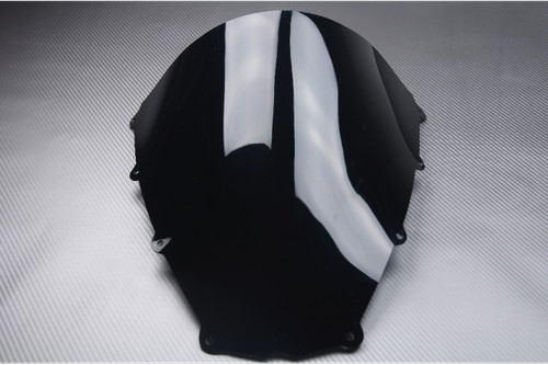 Bulle noire saute vent - bulle, en