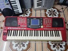 YAMAHA PSR-2100 PortaTone Keyboard RED