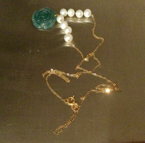 750 jade perles - or, 750-jade-perles-collier