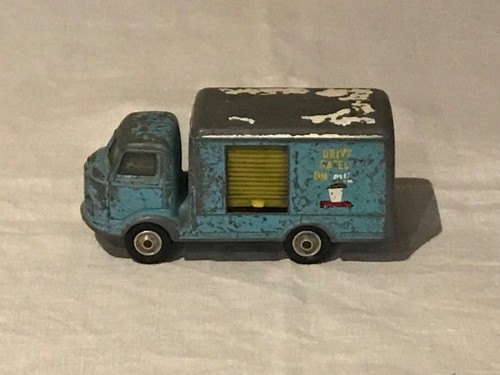 Miniature automobile