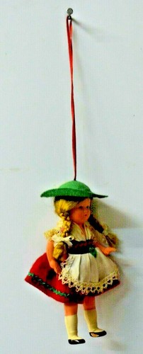 Ancienne poupee souvenir sujet - ancienne,