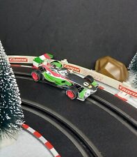 Voiture pour circuit Carrera