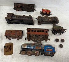 Lot de trains anciens jouet en