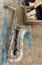 ANCIEN SAXOPHONE ALTO METAL
