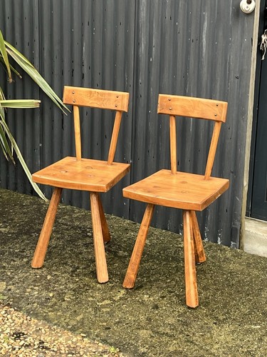 Chaise brutaliste era - ☺️,