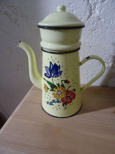 Cafetière émaillée fond