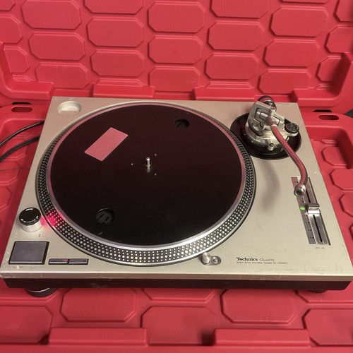Technics 1200mk2 turntable - technics, sl-1200mk2