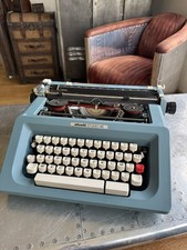 Olivetti Studio 46 Typewriter with Suitcase