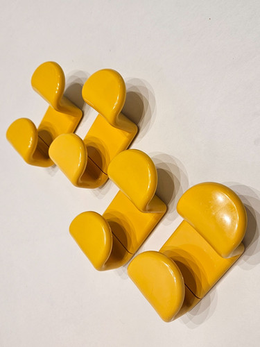 Patères jaunes design - 4,