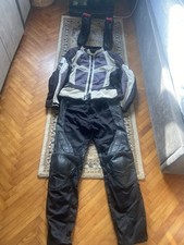Veste et pantalon de moto