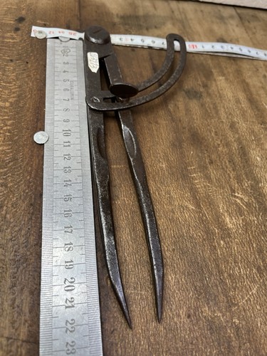 Outil ancien compas compass - outil,