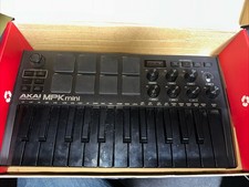 Akai MPK Mini  25 Keys Keyboard Controller - Black