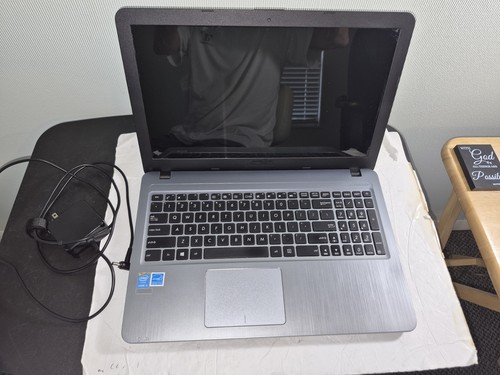 Asus x540 intel core 3 - core, 4