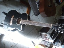 GUITARE ELECTRO ACOUSTIQUE