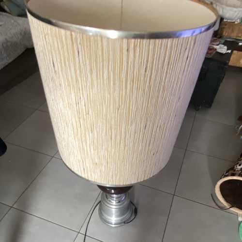 Lampe table câblée avec - de,