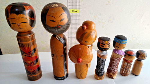 Kokeshi créatif moderne - kokeshi, et
