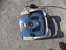 Robot zodiac Très bon état