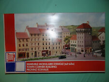 JOUEF maquette à monter immeuble d'angle toit tuiles 1054 NEUF (n°1)