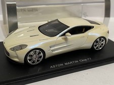 SPARK Aston Martin One-77 1:43 resin voiture