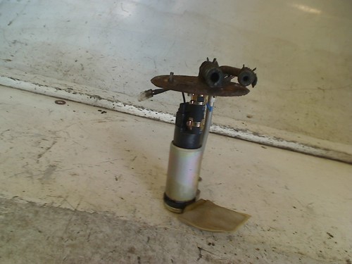 Pompe carburant electrique - carburant,