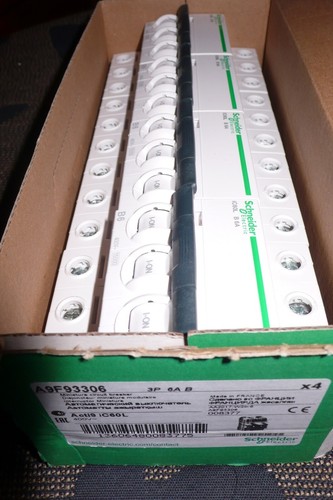 Disjoncteur triphase b6 - triphase,