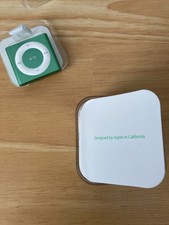 Apple iPod Shuffle 4th Generation 2GB  New Green