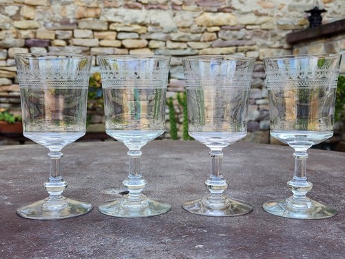 Verres vers 1900 gravé - verres,