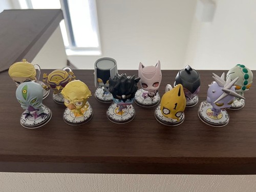 Lot figurines jojos bizarre - de,