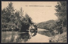 Old postcard Château-Thébaud / Loire-Inf., the outpost with boat on the surrounding river 
