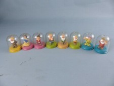 Lot of 8 SNOW WHITE AND THE 7 DWARFS Capsule Figures YUJIN CHINA S25
