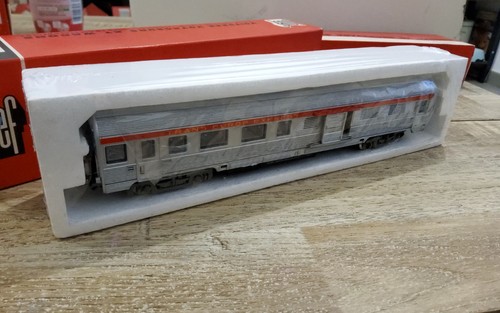 Wagon voyageurs tee sncf - wagon,