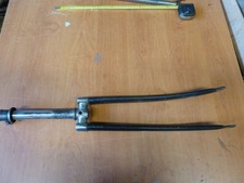 Ancien vélo fourche 1898  700