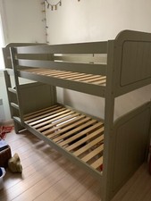 Maison, monde de l’enfant