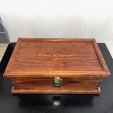 LBC A14 BEAUTIFUL WOODEN CIGAR BOX / CELLAR (EXOTIC??? BROWN