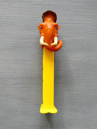 Distributeur pez manny âge - pez,