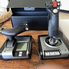 Logitech Saitek X52 Pro Flight Control System Joystick & Throttle