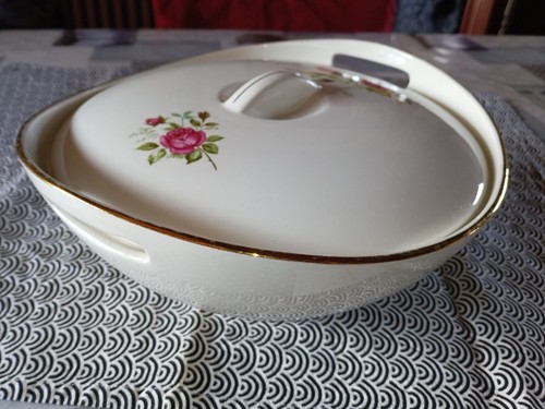 Ancienne soupiere porcelaine - soupiere,