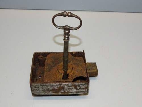 Ancienne serrure xviiie - -ancienne,
